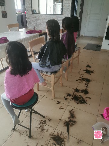Salon transformé en salon de coiffure ..
