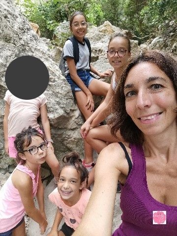 Avec mes filles et ma nièce dans les gorges du Régalon